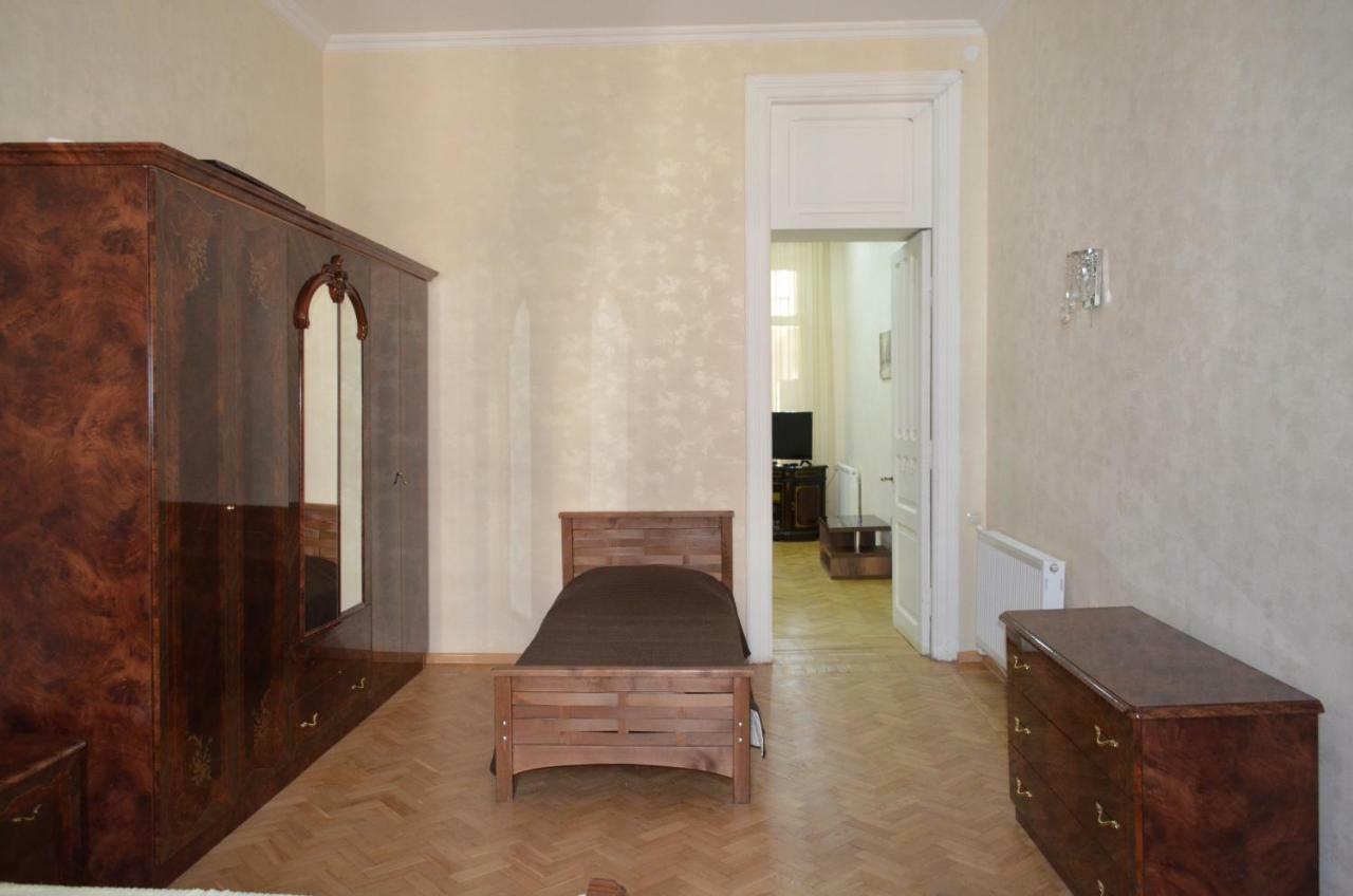 Sweet Home Agmashenebeli Tbilisi Exterior photo